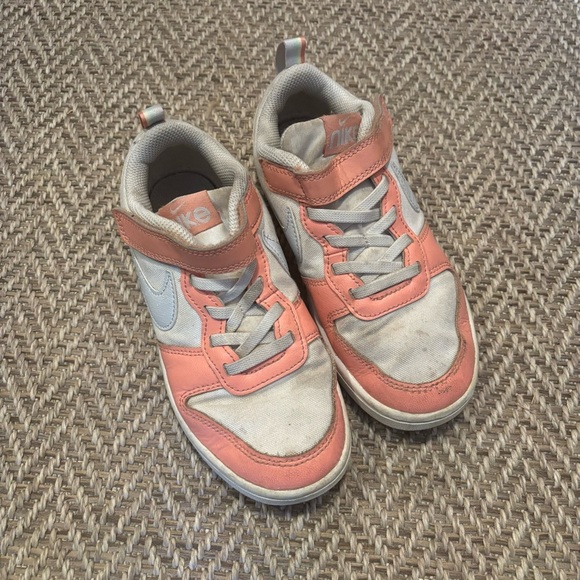 Nike Court Borough Low 2 White/Light Madder Root DM1217 100 - Size 1 Y - Picture 1 of 6